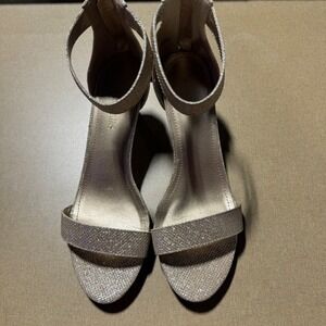 Dream Pairs Gold Glitter Ankle Strap Heels Open Toe zip back Shoes Sz 10‎